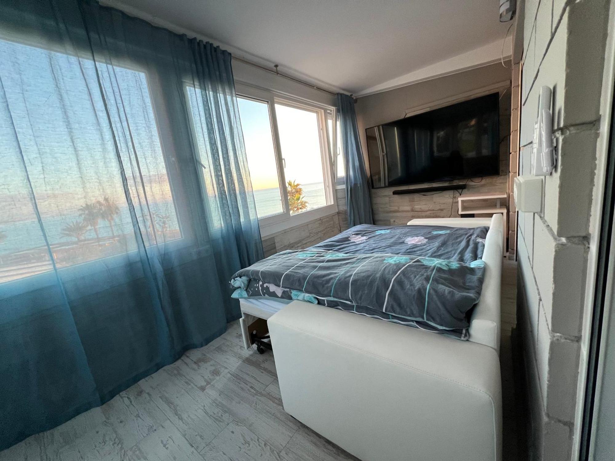 La Mata Apartment On The First Line Of The Sea Torrevieja Zewnętrze zdjęcie